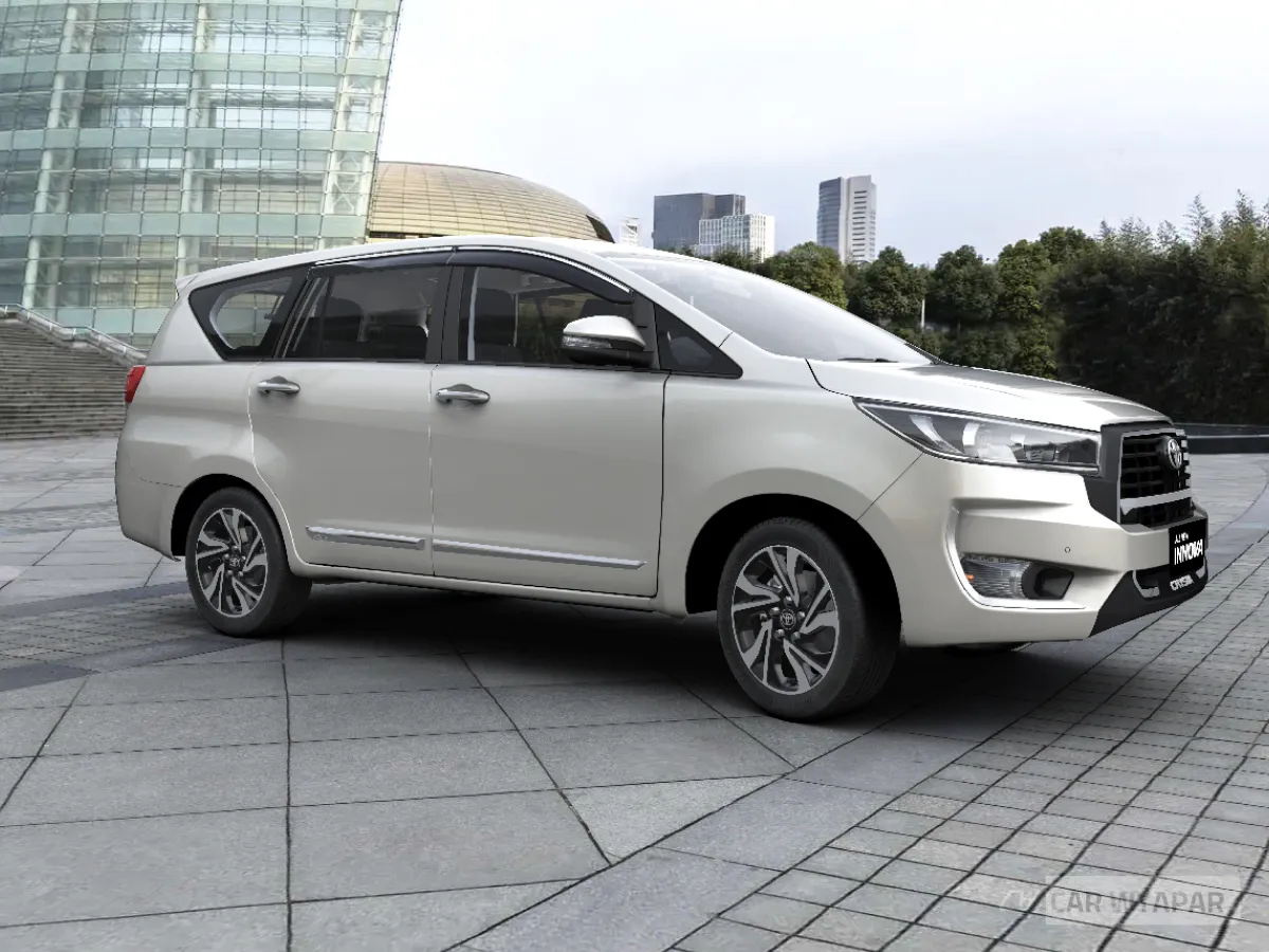 Toyota Innova Crysta GX